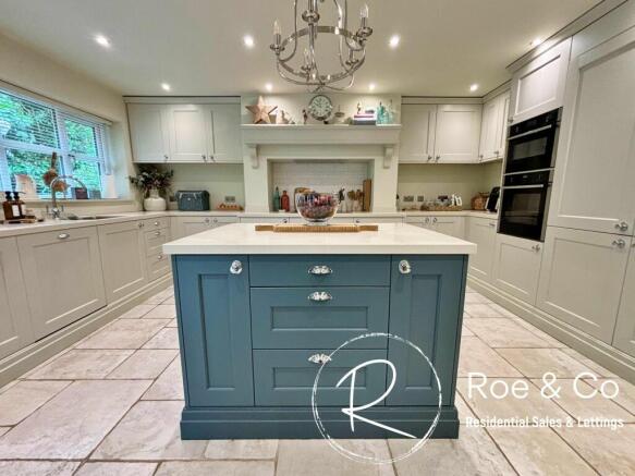 Kitchen/Diner/Family room