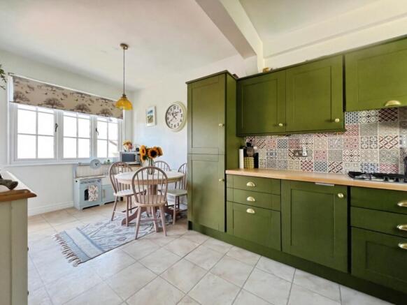 pbox-kitchen-333910.jpg
