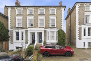 20, The Hermitage, Richmond TW10 6SH