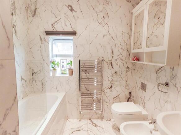 Bathroom.jpeg
