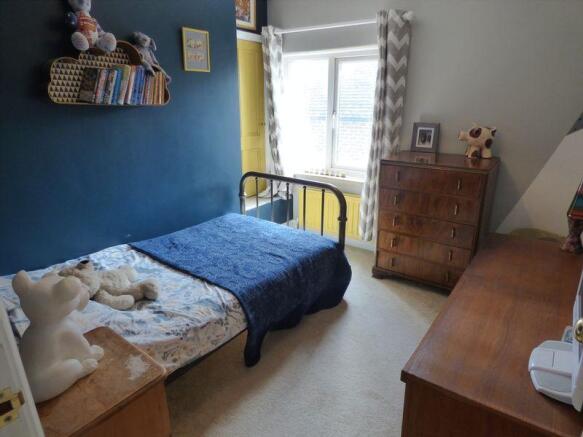 Photo 12