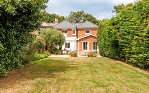 Hilda Cottage, Lane End Road, Bembridge PO35 5SZ