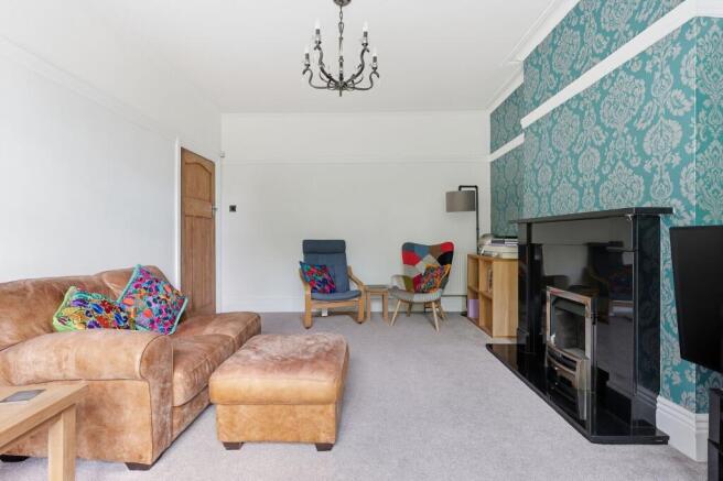 3 bed Semi-Detached for sale Image 9