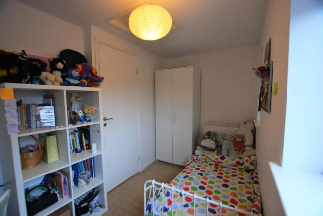 2 bed Semi-Detached to rent Image 12