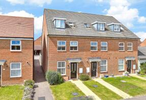 3, Woodpecker Way, Hythe CT21 4BQ