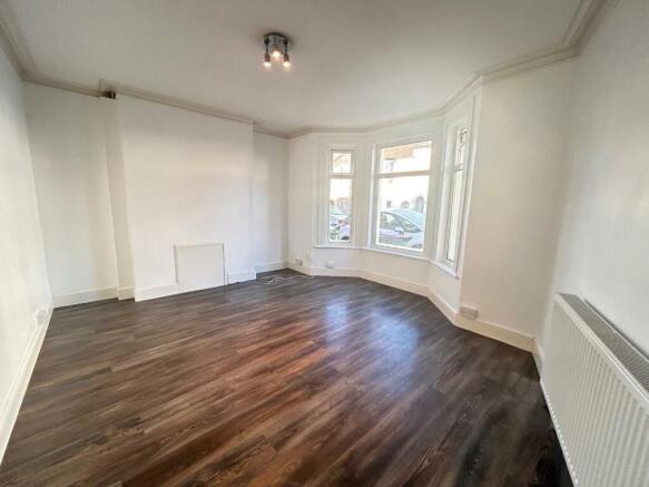 Living Room Walton.jpg