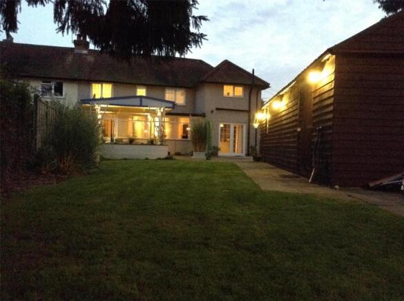 REAR ASPECT/DUSK