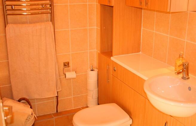bathroom.JPG