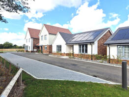 Alvignac, Watch House Green, Dunmow CM6 3EF