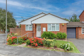34, Abbots Way, High Wycombe HP12 4NR