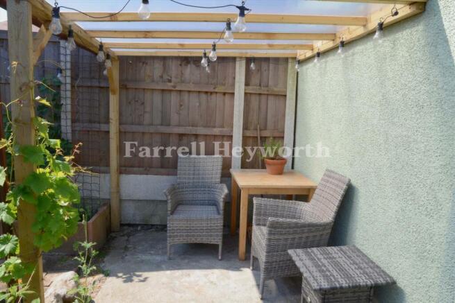 6_Covered_Patio