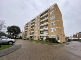 27, Riverstone, Crowstone Road, Westcliff-on-sea SS0 8BE