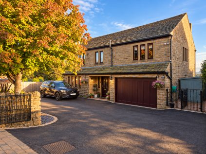 Whitehill Road, Halifax, HX2 9HD