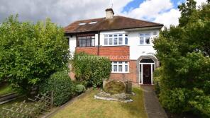 129, Bromley Common, Bromley BR2 9RJ