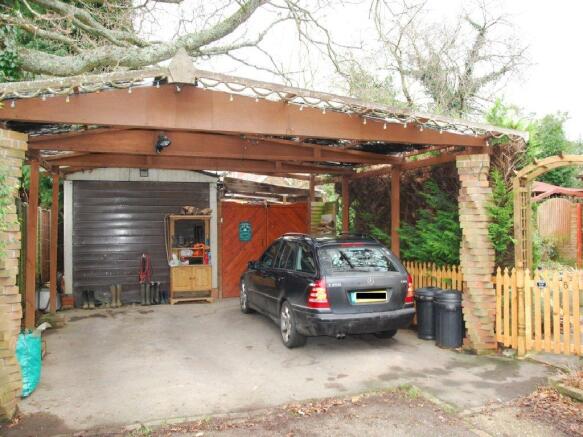 GARAGE/WORKSHOP & CA