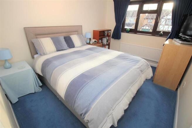 bed 2.JPG