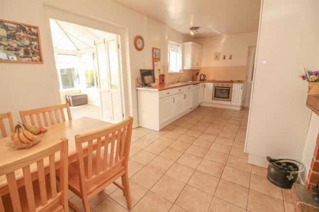 Kitchen Diner