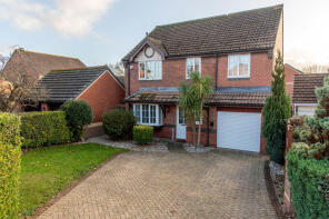 31, Farriers Green, Monkton Heathfield, Taunton TA2 8PP