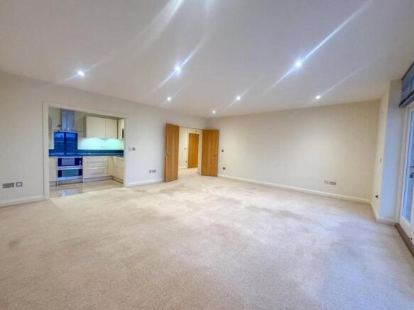 Sitting/Dining Room