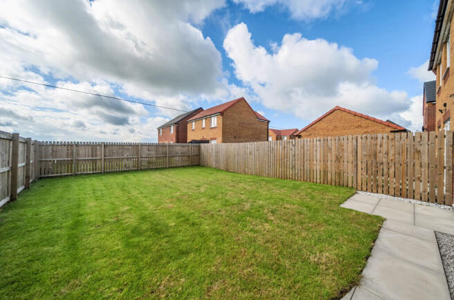 2 bed Semi-Detached for sale Image 11