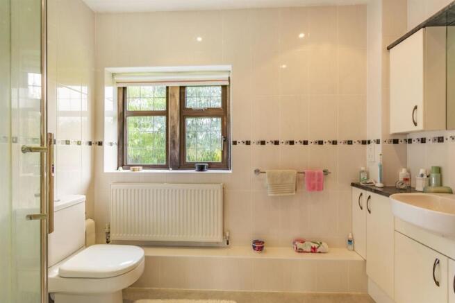 8505252-interior18.jpg
