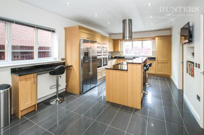 Kitchen / breakfast room