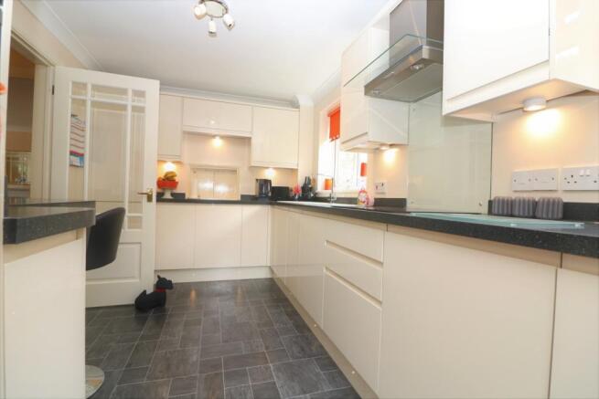 Kitchen / Breakfast