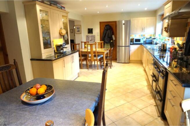 Kitchen / Breakfast
