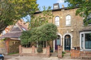 16, Elrington Road, Hackney, London E8 3BJ