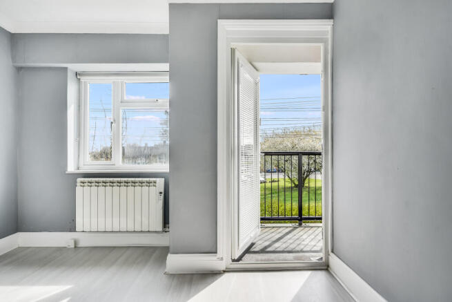 Whittington Road, Hutton, Brentwood photo 4