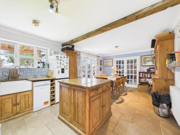 dining/kitchen