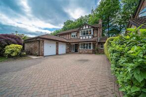 32, Woodside Lane, Stockport SK12 1BB