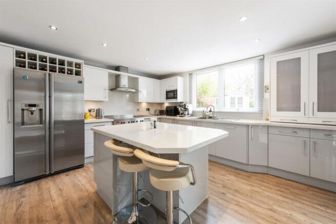 2671 Stratford Road, Hockley Heath, Solihull, B94 
