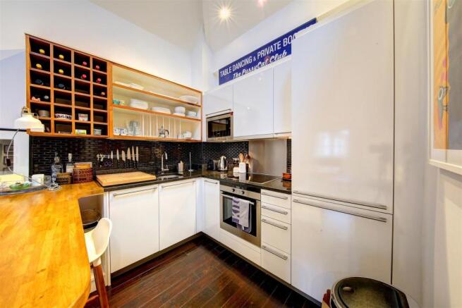 a28__mountford_square_image5_13646_4.jpg