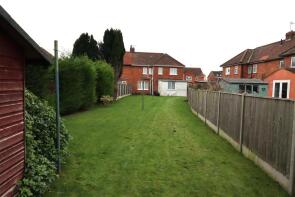 24, West Close, Newport HU15 2QB