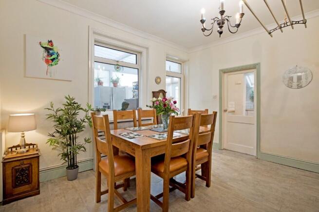 4 bed Terraced for sale Image 6