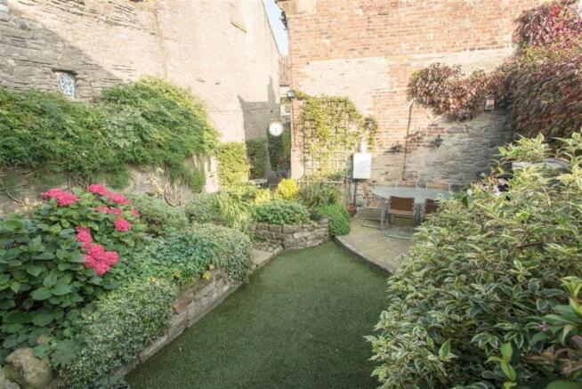 GARDEN