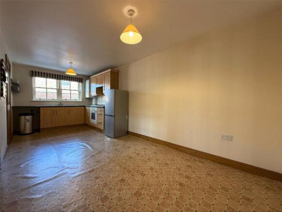 3 bed Semi-Detached for sale Image 4