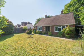 19, Windsor Road, Lindford, Bordon GU35 0RY