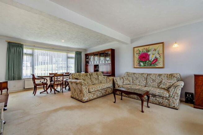 8576308-interior04-800.jpg