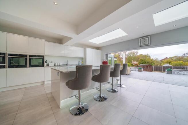 Kitchen/Dining/Fa...
