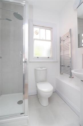 shower room 2.JPG