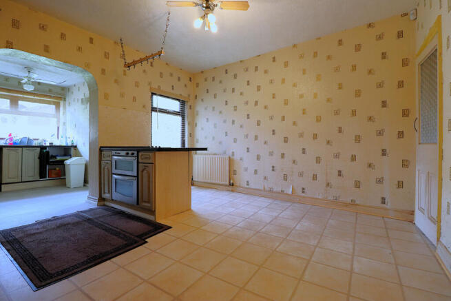 Woodcock Road, Hoyland Barnsley, S74 photo 5