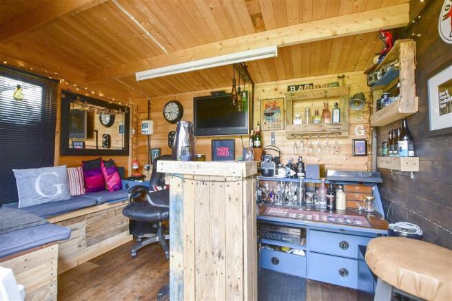 Workshop/Outbuildings