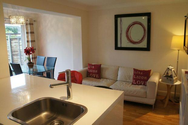 Living dining area