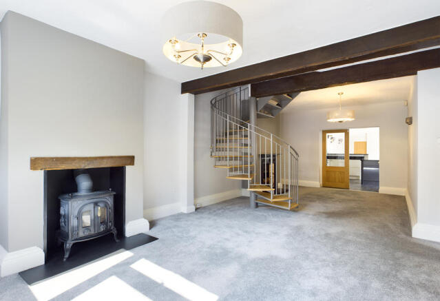 LOUNGE/DINING ROOM