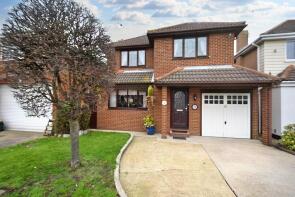 32, Papenburg Road, Canvey Island SS8 9PW