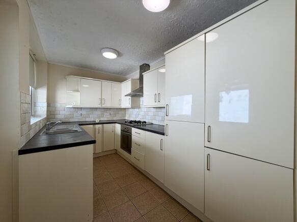 2 bed End of Terrace for sale Image 4