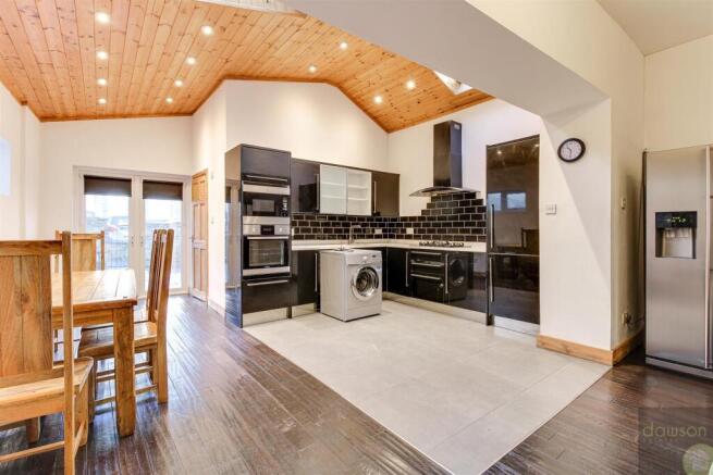 4 bed End of Terrace for sale Image 11