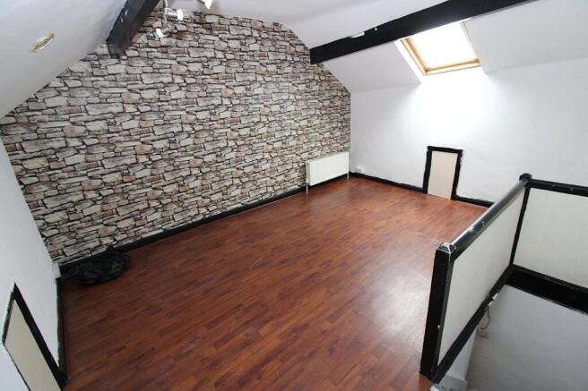 3 bed Terraced for sale Image 10